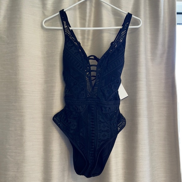 Brand New- BECCA by Rebecca Virtue Swim